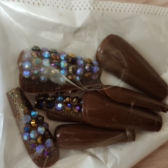 SALE!! Brand New 2CT BUNDLE BLING False Nails-XL - Picture 4 of 4